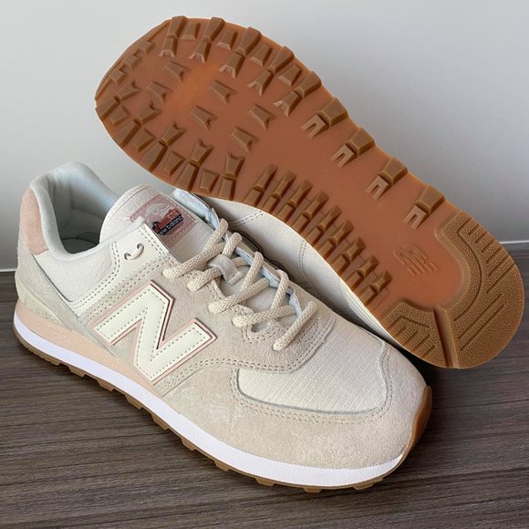 NEW BALANCE 574 WOMEN'S SHOES - Picture 2 of 16